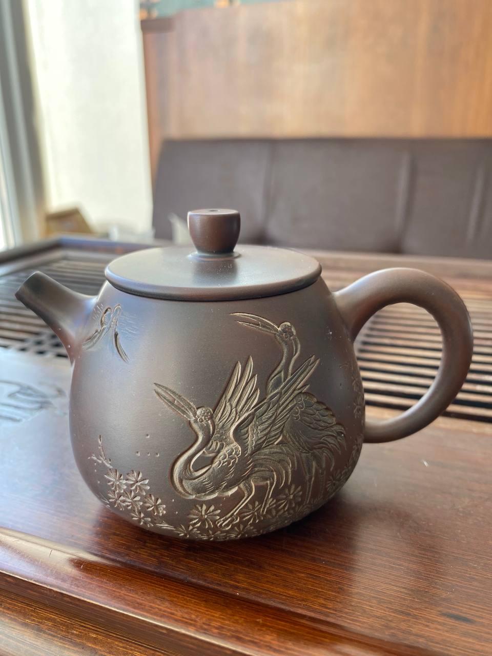 Глиняный чайник из Циньчжоу, Гуанси "Журавлиные танцы", 200 мл. Цена: 12&nbsp;900 ₽ руб.