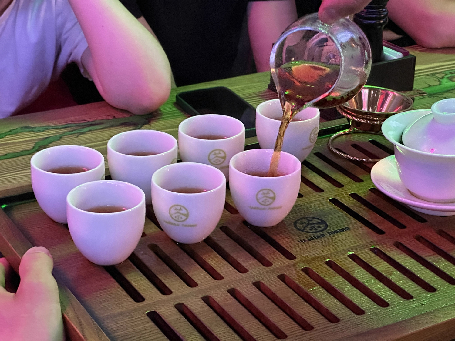 Чайная церемония в Ельце: "Чайная линия" и ресторан "Есенин" дарят вам новое вкусовое путешествие Чайная церемония в Ельце: "Чайная линия" и ресторан "Есенин" дарят вам новое вкусовое путешествие