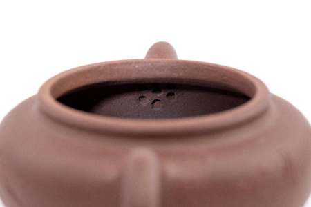 Чайник керамический из Исин, Цзянсу «Байжуйсян», 140 мл.. Цена: 4 330 ₽ руб.