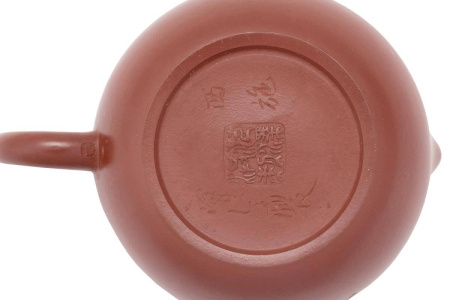 Чайник из Исин, Цзянсу «Звон пустоты», 250 мл. Цена: 11 800 ₽ руб.