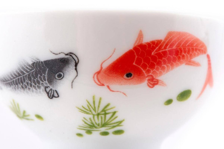 Пиала керамическая "Благородные карпы", 50 мл.  | 茶杯. Цена: 310 ₽ руб.