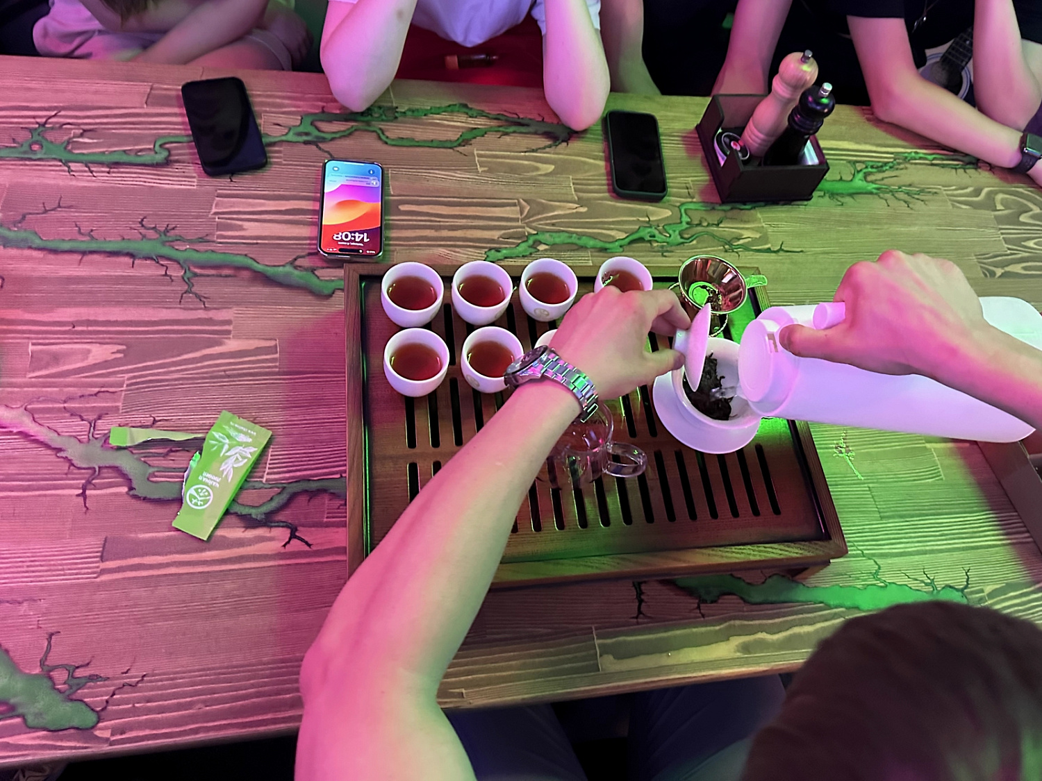 Чайная церемония в Ельце: "Чайная линия" и ресторан "Есенин" дарят вам новое вкусовое путешествие Чайная церемония в Ельце: "Чайная линия" и ресторан "Есенин" дарят вам новое вкусовое путешествие