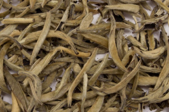 Loose Leaf Pu-erh Tea - White Pu'er 2019 "Bulangshan Yueguang Bai" (Moonlight from the Bulang Mountains), 