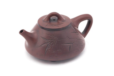 Исинский глиняный чайник «Осенний шелест листьев» мастер Ин Хуаюй, 180 мл. Цена: 5 250 ₽ руб.