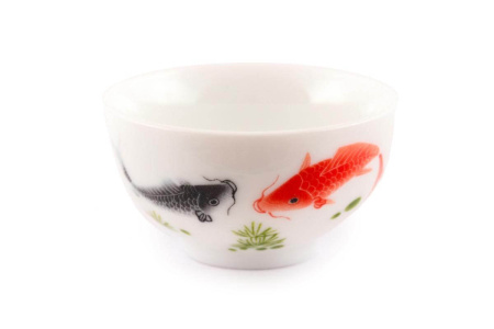 Пиала керамическая "Благородные карпы", 50 мл.  | 茶杯. Цена: 310 ₽ руб.