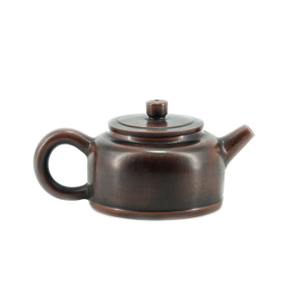 Чайник из исинской глины "Каллиграфия". Цена: 5&nbsp;970 ₽ руб.