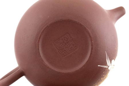 Чайник глиняный «Танец цветов», 220 мл. Цена: 3 700 ₽ руб.