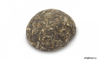 Pressed Raw Pu-erh Tea - Sheng pu-erh 2014 "Lux" brand "Pine and Crane" factory "Xiaguan" nest 100g, 