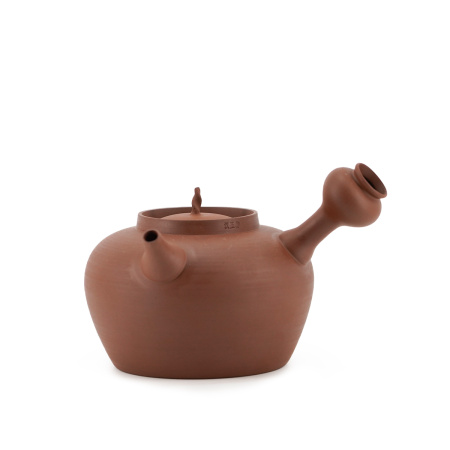 Чайник керамический из Исин, Цзянсу "Произведение", 600 мл. Цена: 24 170 ₽ руб.