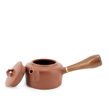 Чайник глиняный из Исин, Цзянсу "Симбиоз". Цена: 10 120 ₽ руб.