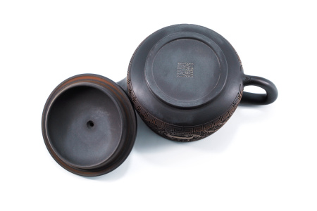 Глиняный чайник из Цзяньшуй, Юньнань "Путь ХЭ", 355 мл. Цена: 18 130 ₽ руб.