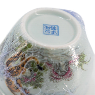 Пиала "Тигр на Охоте", 140 мл.  | 茶杯. Цена: 4 370 ₽ руб.