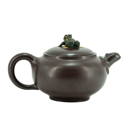 Чайник из исинской глины "Флора и фауна". Цена: 23 970 ₽ руб.
