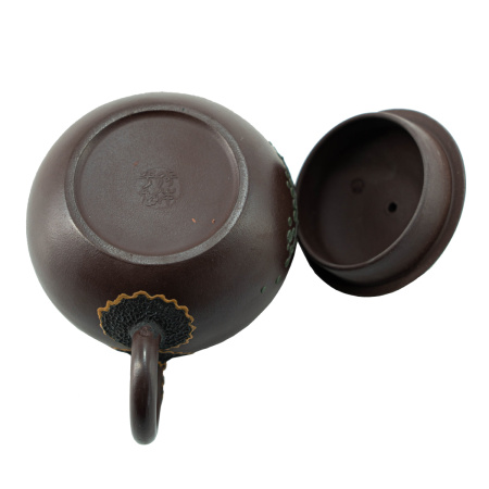 Чайник из исинской глины "Пух". Цена: 8 100 ₽ руб.