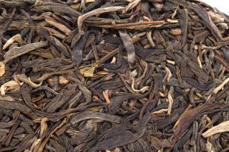 Pressed Raw Pu-erh Tea - Sheng Puer 2020 "Dungeon" of the Yunfuxiang factory 357 g, 