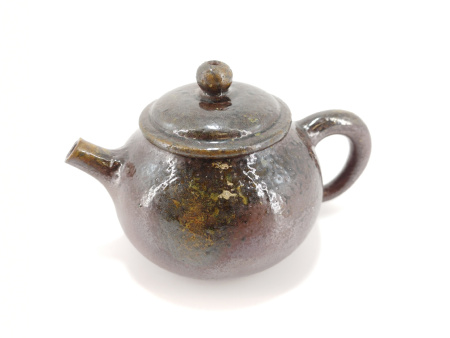 Глиняный чайник дровяного обжига из Исин, Цзянсу "Обличие". Цена: 24 470 ₽ руб.