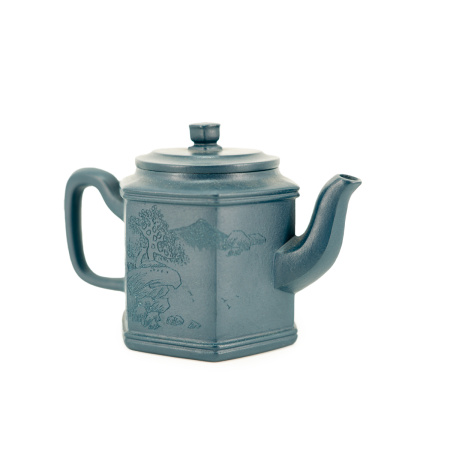 Чайник глиняный "Гранёный". Цена: 13 220 ₽ руб.